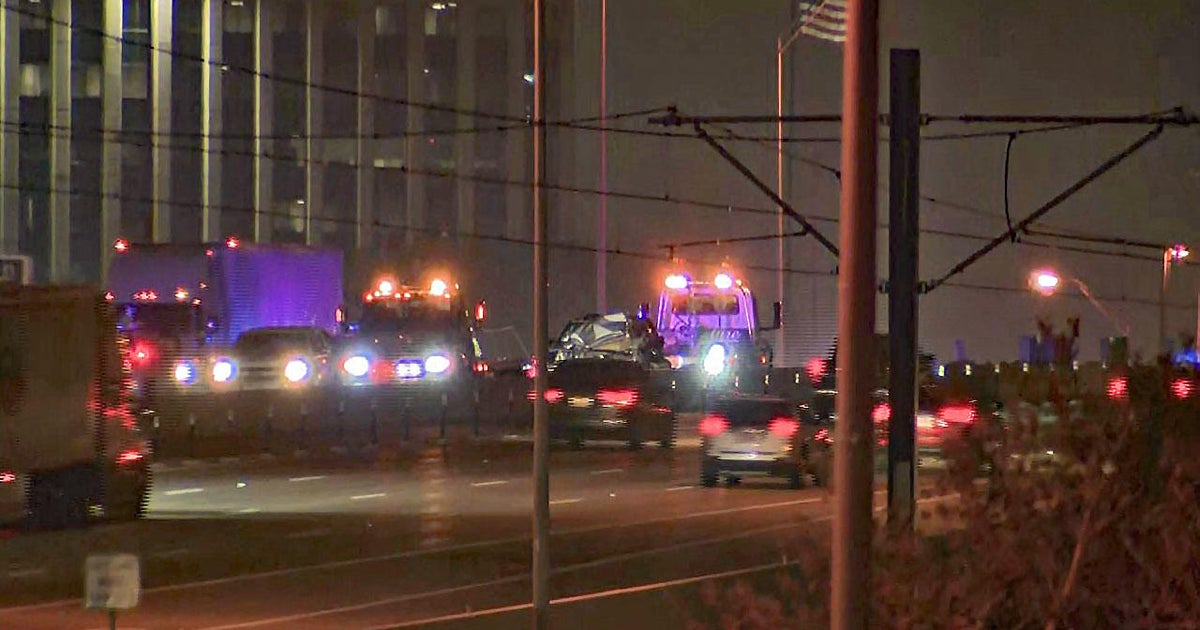 1 dead on North Dallas highway after truck rams into Lexus - CBS Texas