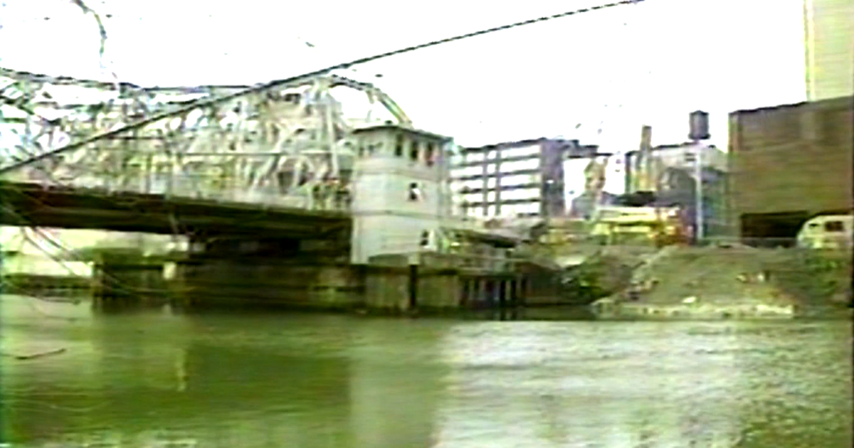 CBS 2 Vault The aftermath of the Great Chicago Flood of 1992 CBS Chicago