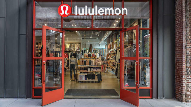 Lululemon store 