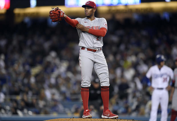 Cincinnati Reds v Los Angeles Dodgers 