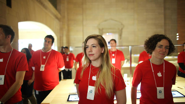 Apple Holds Media Preview For Its New Store In New York's Grand Central Station 