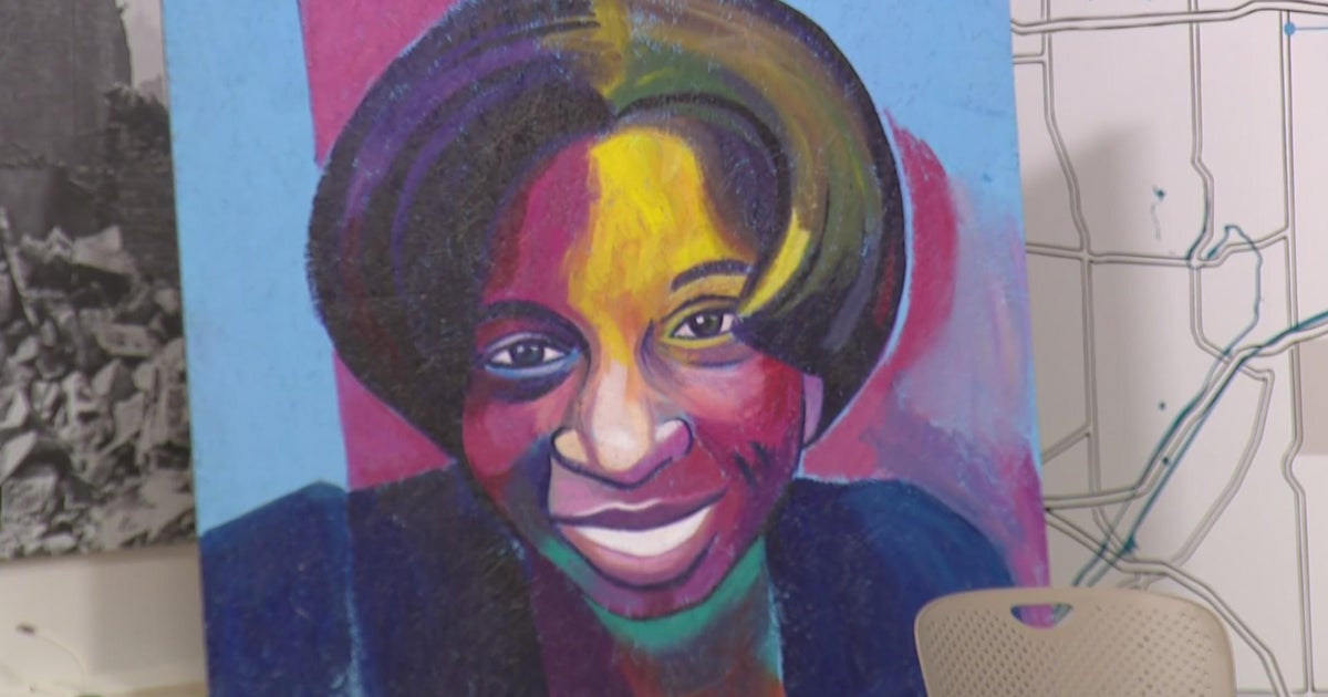 Artist draws attention to cases of missing women with vibrant murals ...