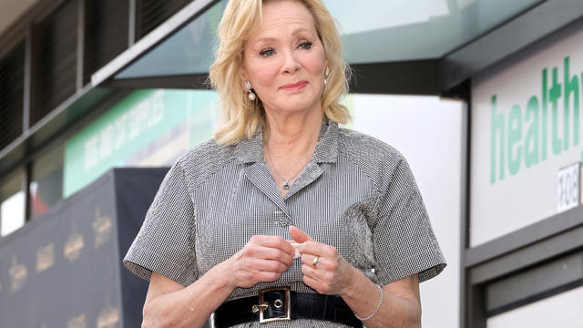 Jean Smart Honored With A Star On The Hollywood Walk Of Fame 