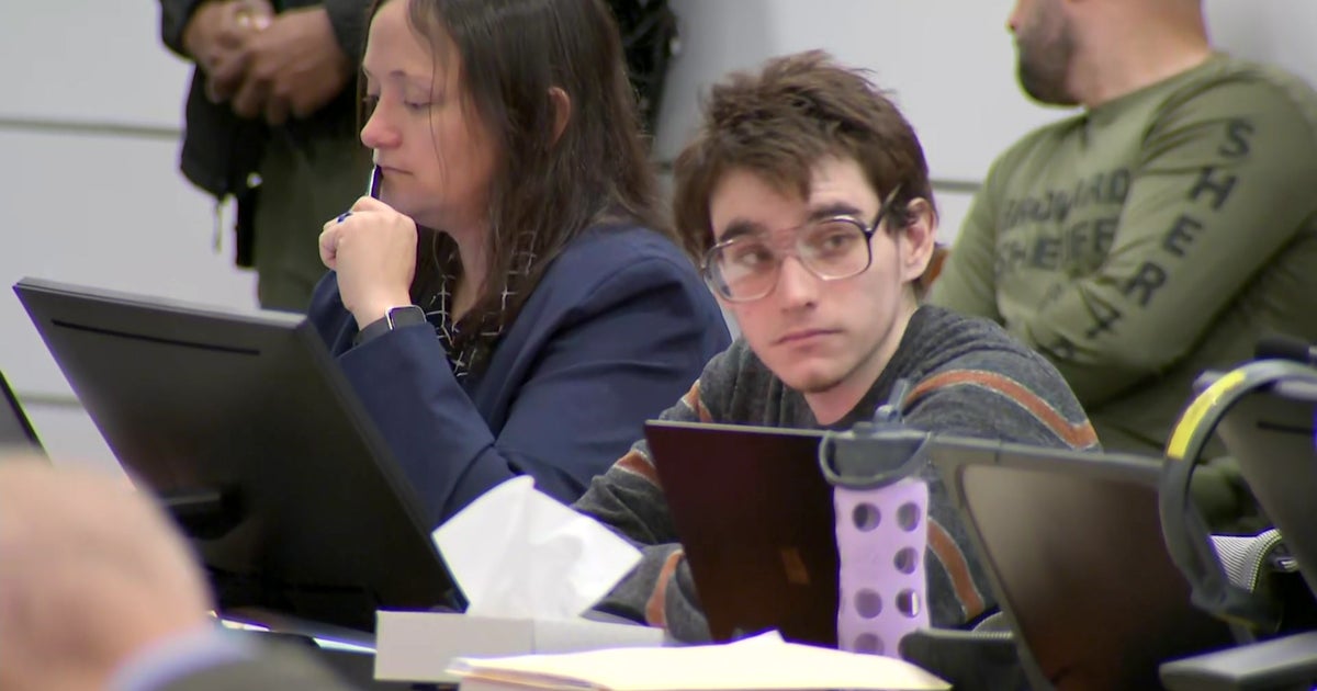 Legal professional for Parkland shooter less than investigation