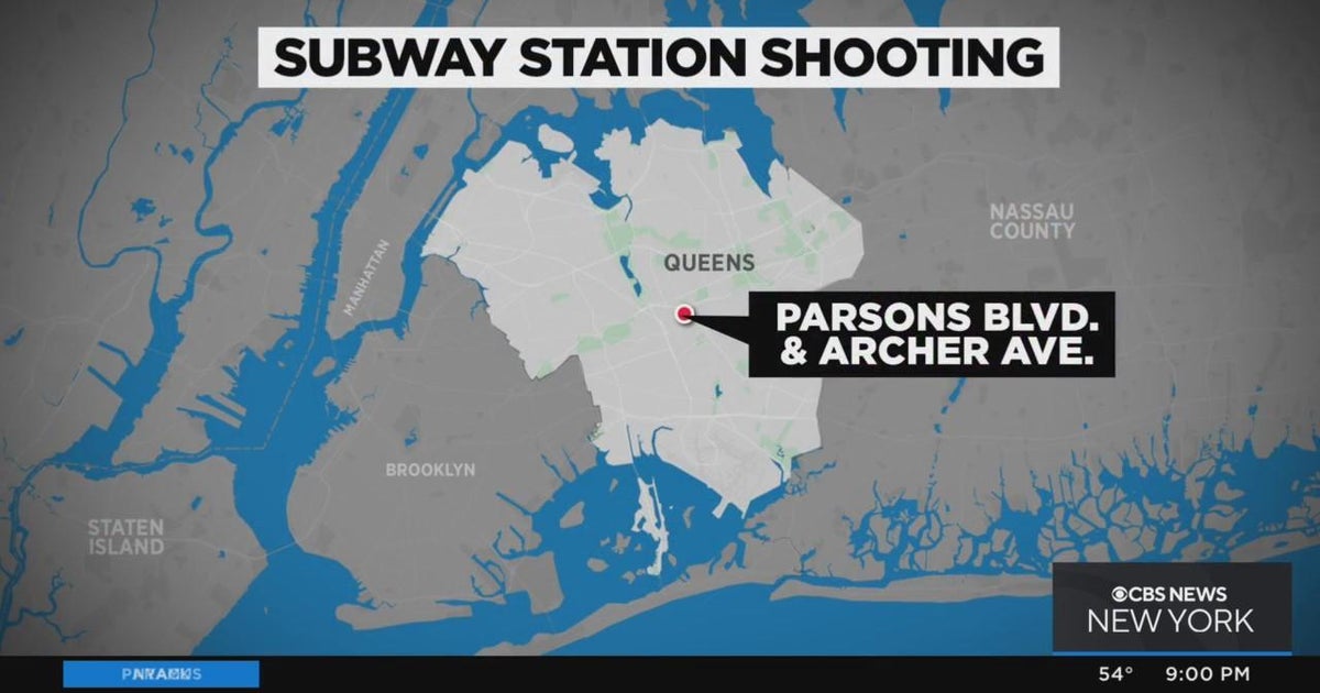 NYPD searching for suspect in Queens fatal subway station shooting ...