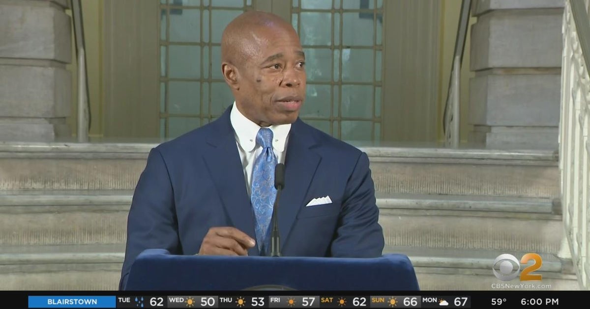 Mayor Eric Adams proposes new $99.7 million budget - CBS New York