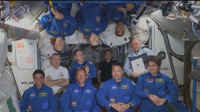 CO-ASTRONAUTS-5-SOT-VO-1.transfer_frame_89.jpeg 