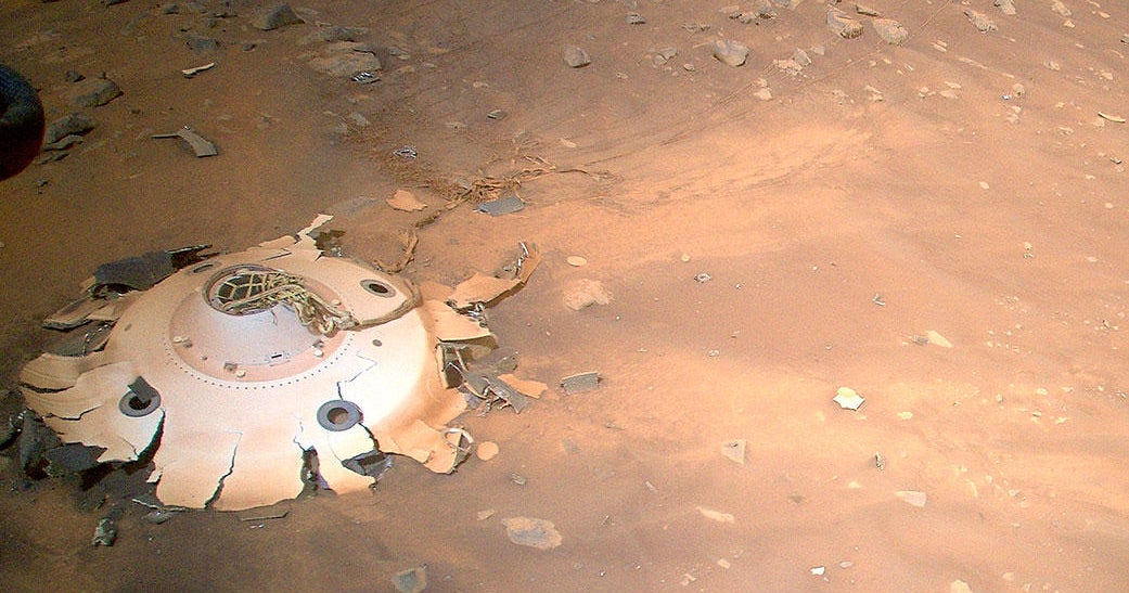 Eerie wreckage on Mars captured in new photos from NASA's Ingenuity  helicopter - CBS News