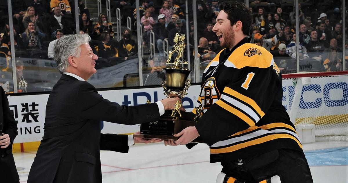 Jeremy Swayman Wins Bruins 7th Player Award CBS Boston