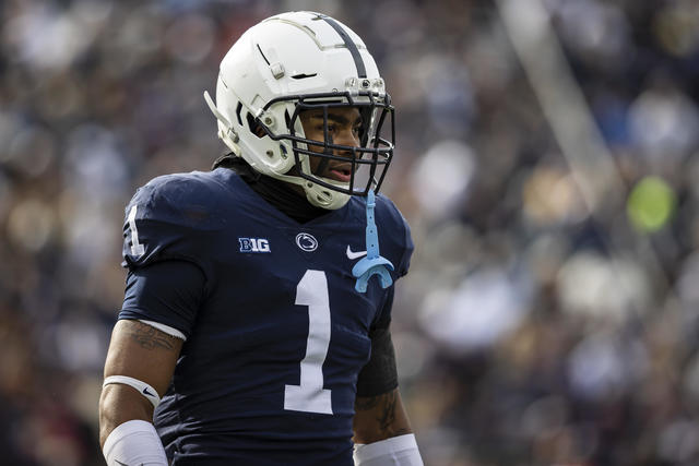 FILE - Washington defensive back Kyler Gordon participates in a drill at  the NFL football scouting combine March 6, 2022, in Indianapolis. Gordon  was selected by the Chicago Bears during the second