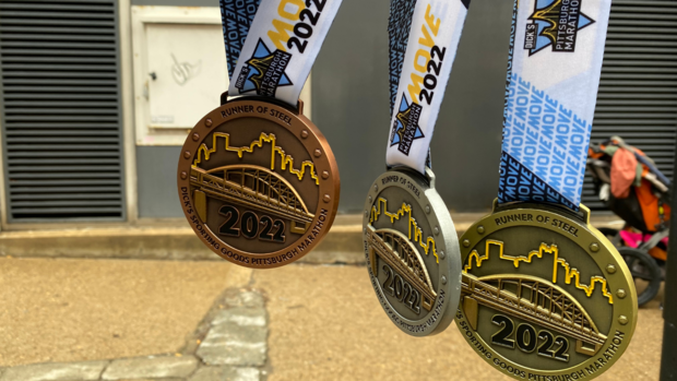 pittsburgh-marathon-medals.png 