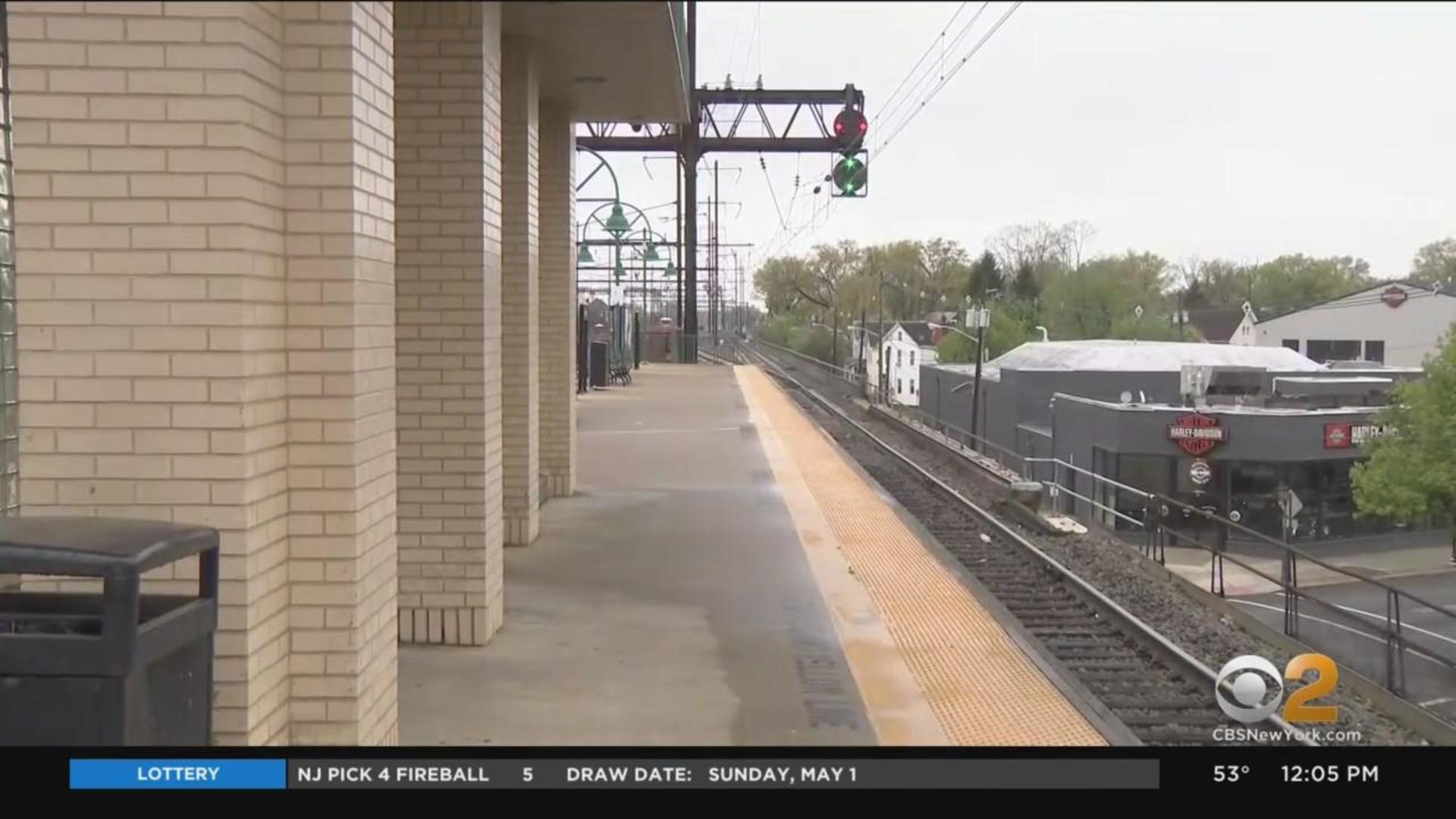 Downed wires disrupt morning commute for Amtrak NJ Transit riders