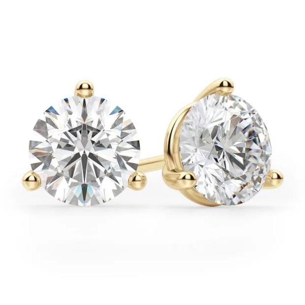 GamerCityNews round-cut-stud-earrings Valentine's Day 2023 gift guide: Best Valentine's Day gifts for your partner 