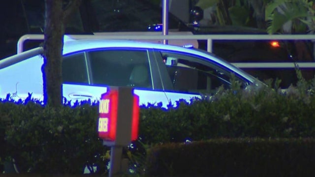 Hours-long standoff evacuates In-N-Out restaurant in Foothill Ranch 