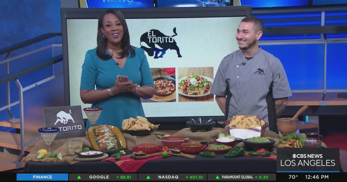 El Torito makes guacamole to celebrate Cinco de Mayo CBS Los Angeles