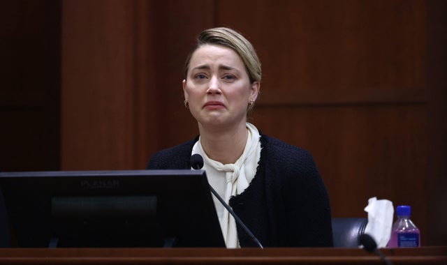 Amber Heard testifies in court 
