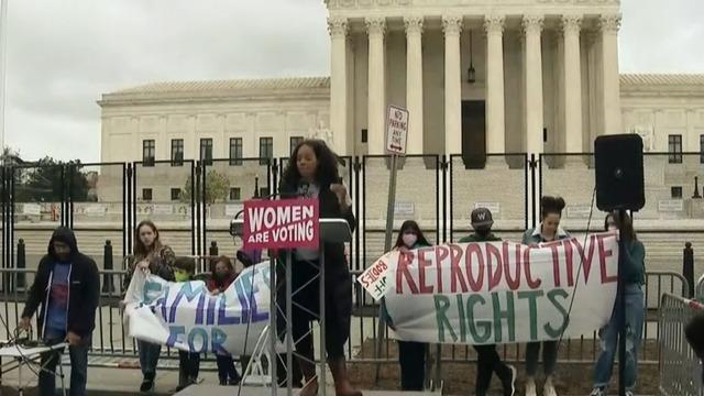 cbsn-fusion-protests-in-support-of-abortion-rights-break-out-across-the-country-thumbnail-998955-640x360.jpg 