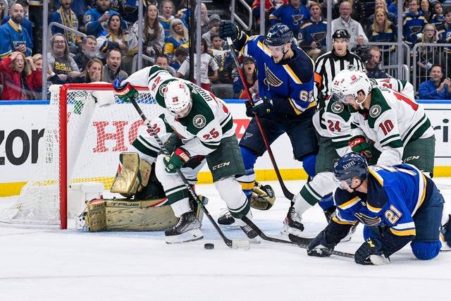 NHL: MAY 08 Playoffs Round 1 Game 4 - Wild at Blues 