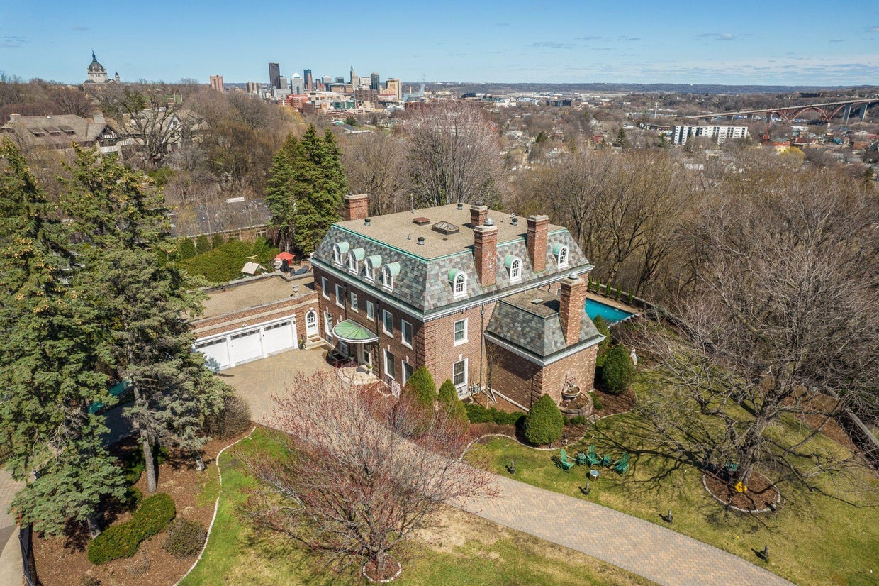 St. Paul Mansion Once Owned By Hamm's Family Is On Market For 1.85M