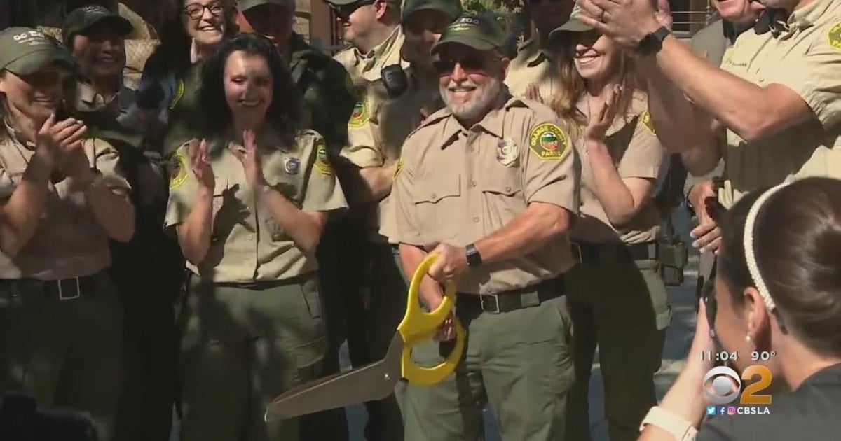 Plaque unveiled at OC Zoo for 6-year-old Aiden Leos killed in road rage ...