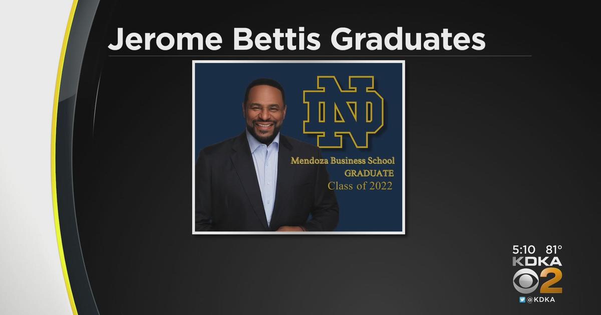 Jerome Bettis back on campus to finish Notre Dame degree