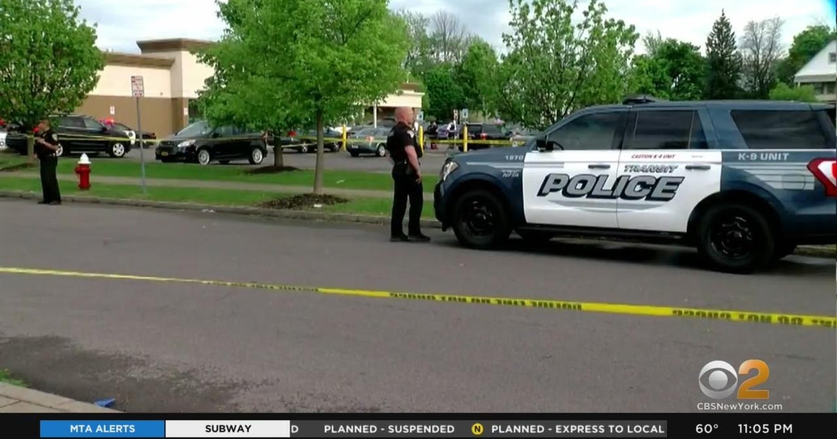 Buffalo shooting suspect livestreamed attack, officials say CBS New York