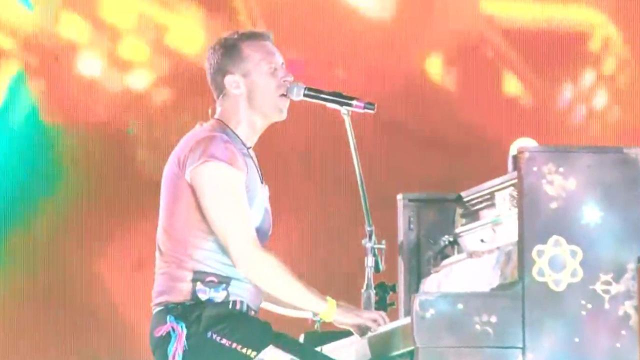 Coldplay brings music back to Levi's Stadium for the first time since  pandemic - CBS San Francisco