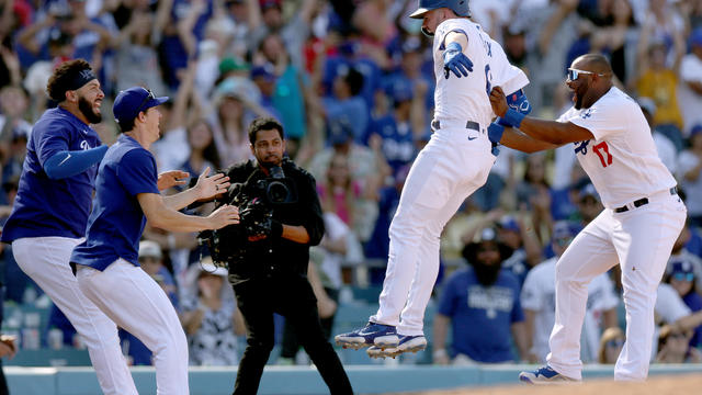 Philadelphia Phillies v Los Angeles Dodgers 