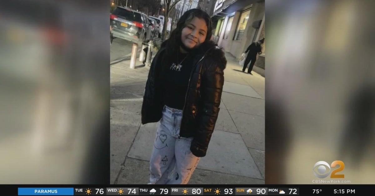 Bronx community grieving after 11-year-old is killed by stray bullet ...