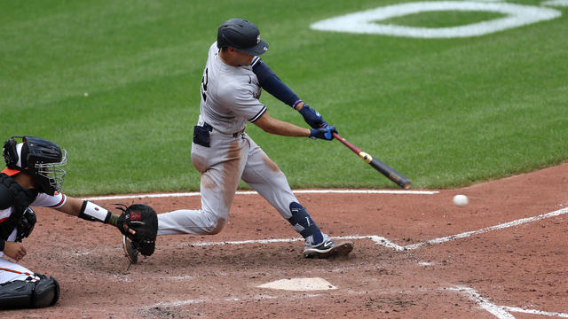 Santander's 3-run HR in 9th leads Orioles over Yankees 9-6