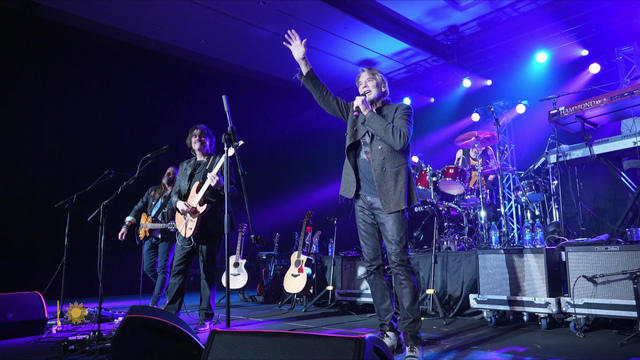 kennyloggins1920v2-1023868-640x360.jpg 