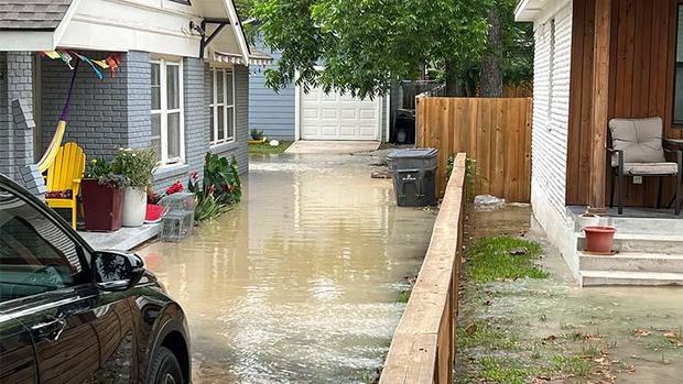 dallas-flood-3.jpg 