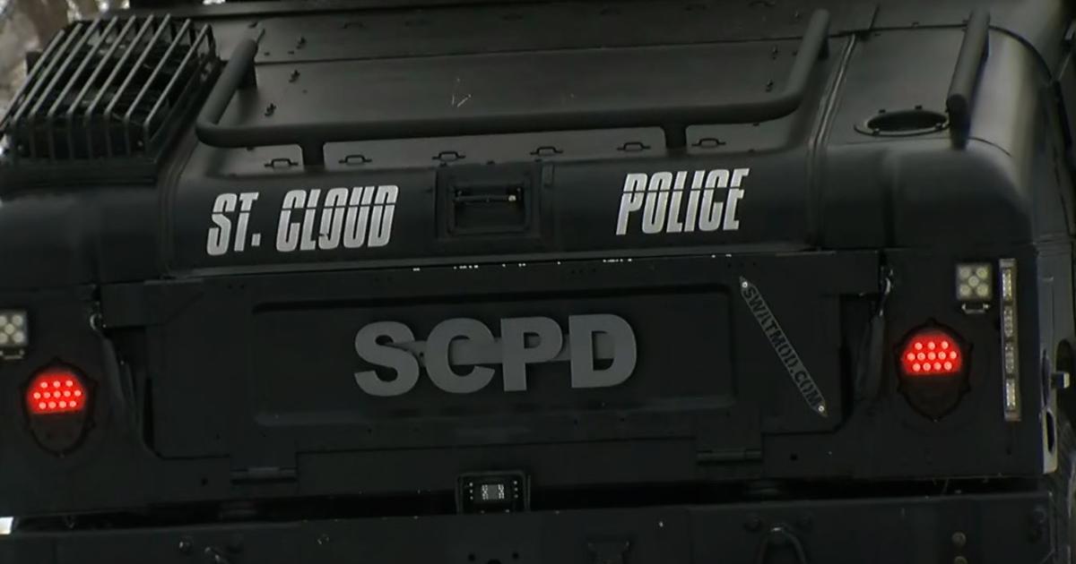 St. Cloud Standoff Suspect In Custody After 'Peaceful Surrender' - CBS ...