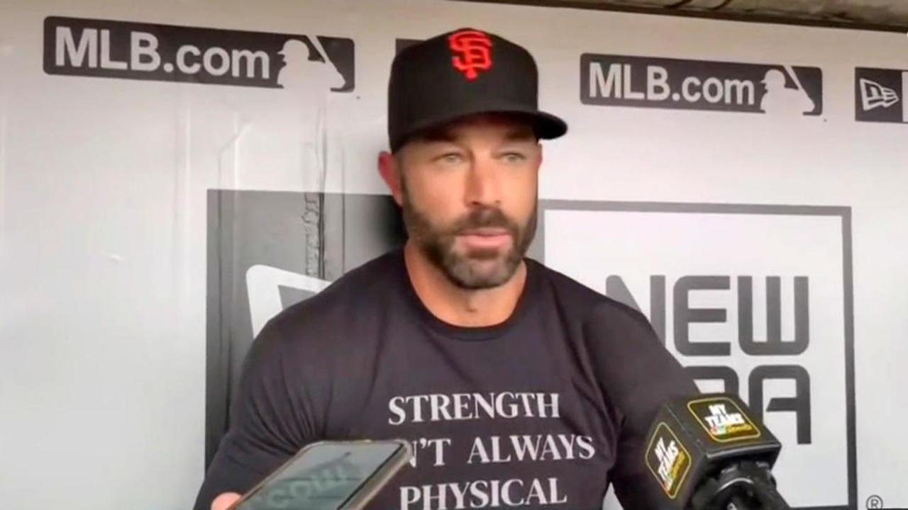 San Francisco Giants manager wants to skip national anthem post