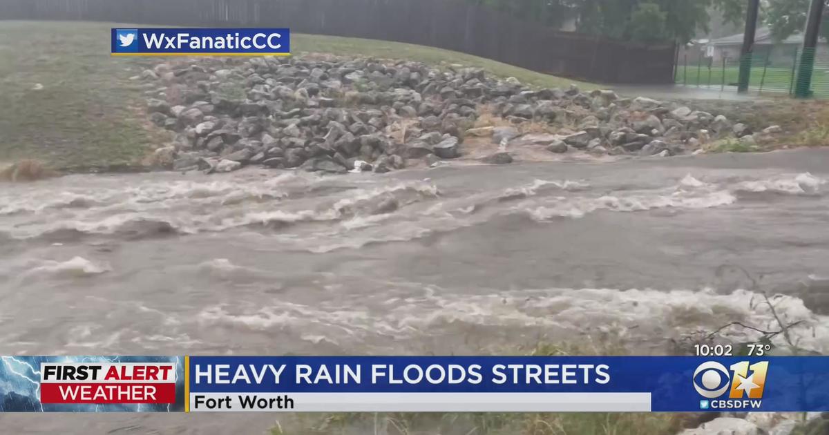 Cars Swept Away High Water Rescue Teams Out As Flash Flood Hit Tarrant County This Evening