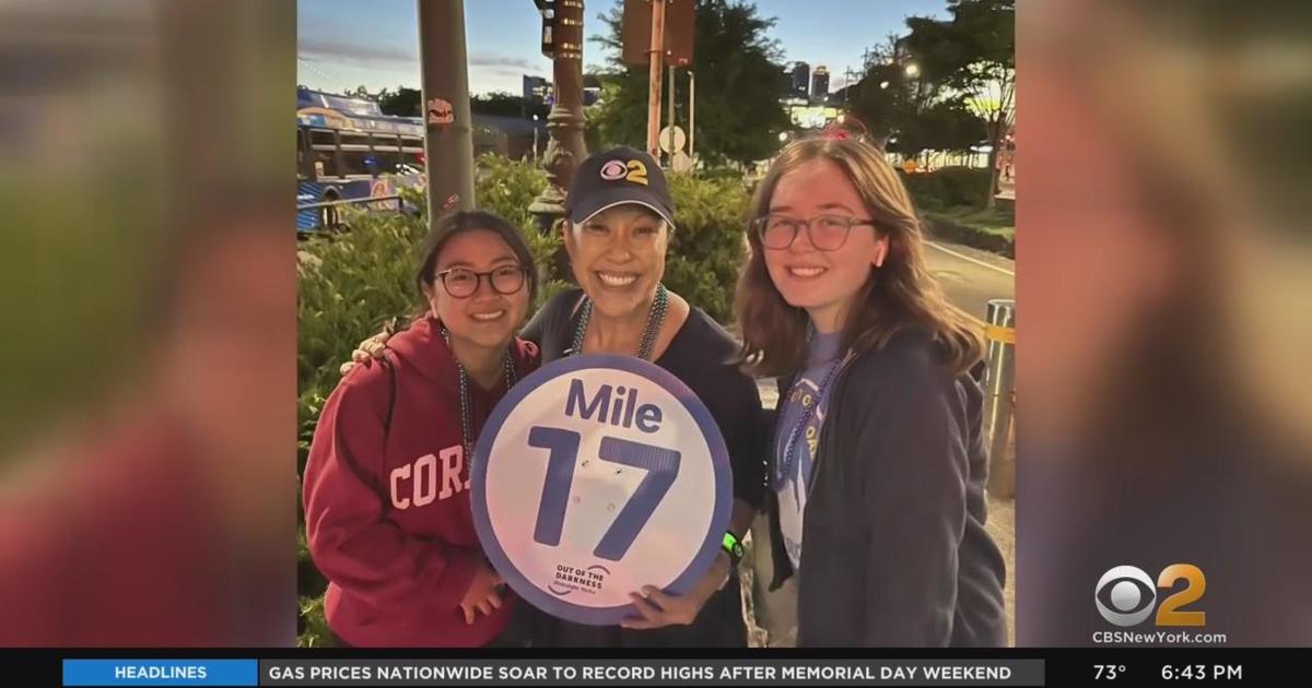 Hundreds participate in Out of the Darkness Overnight Walk through NYC