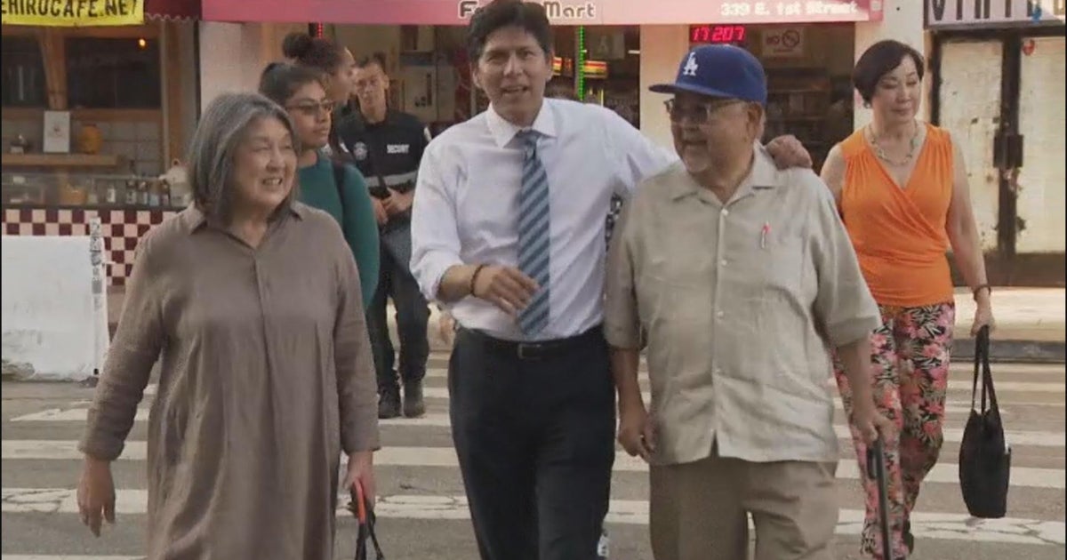 2022 LA Mayoral Race Bass event canceled, de León engages with working