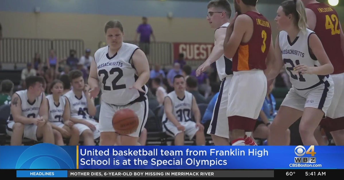 Franklin High School's Unified Basketball team competes in Special