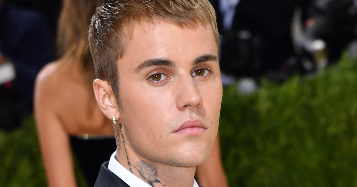 Justin Bieber says half his face is paralyzed due to Ramsay Hunt syndrome -  CBS News