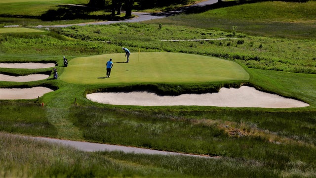 11th hole at The Country Club in Brookline 