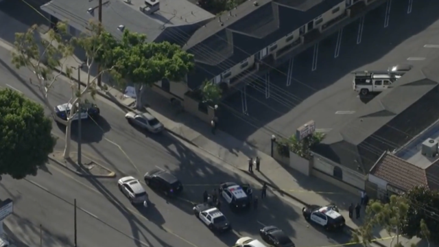 2 police officers shot, killed in Los Angeles County 