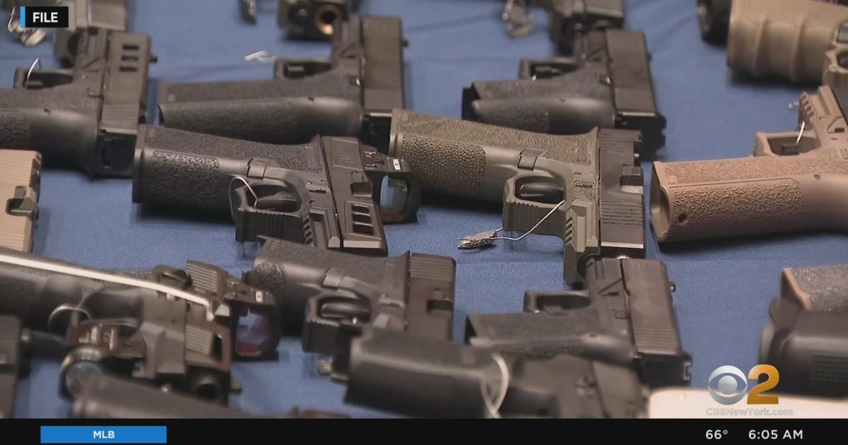 NYC lawmakers going after gun traffickers - CBS New York