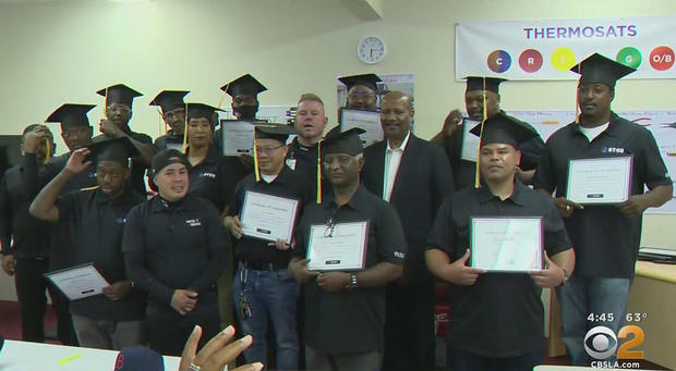 skilledtrades4u-graduation.jpg 