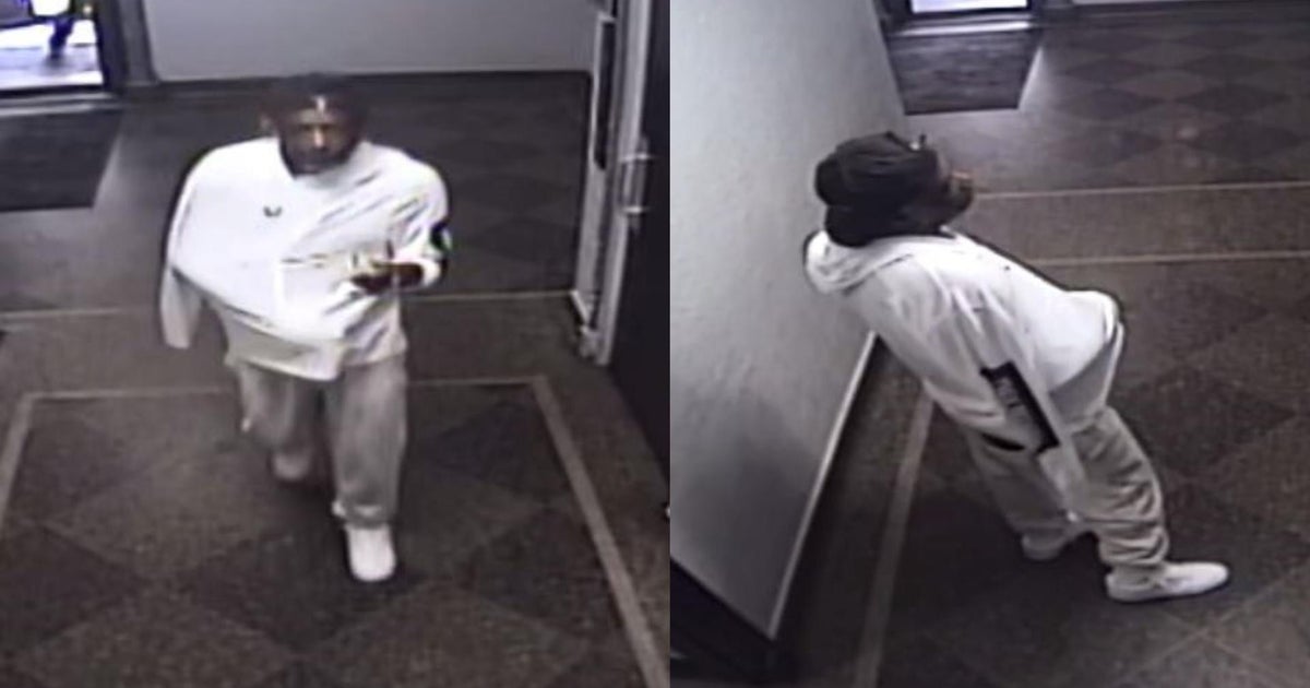 Police release photos of man wanted in Rogers Park attempted sexual ...