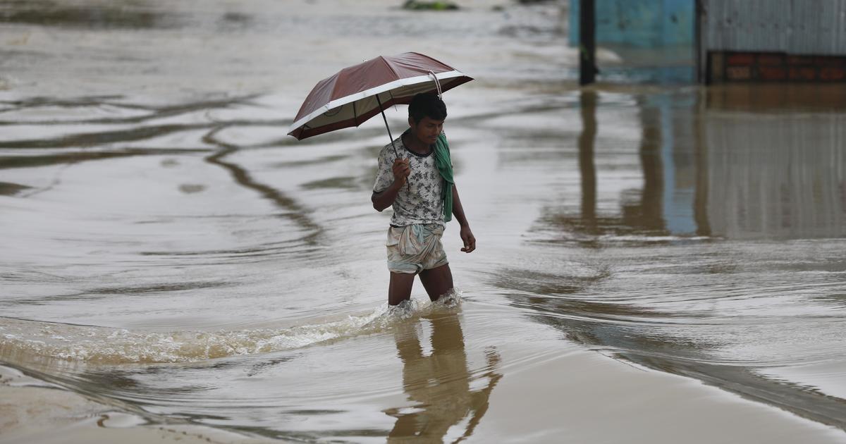 Death toll crosses 100 as floods worsen in Bangladesh, India