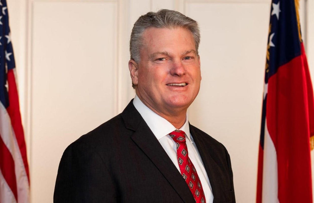 mike-collins.jpg 