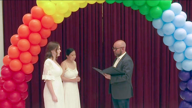 same-sex-wedding.jpg 