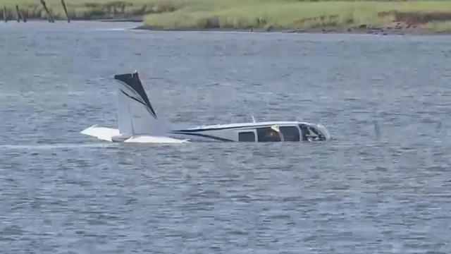 quinnipiac river plane crash 