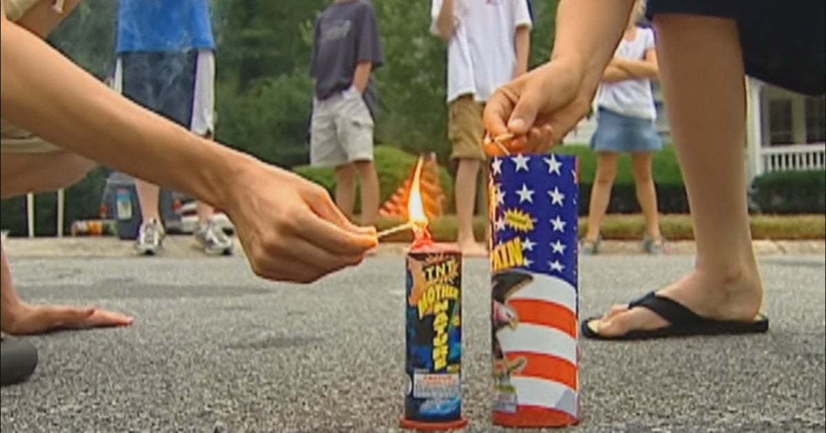 Basic safety pressured for those organizing Do-it-yourself July 4th fireworks exhibits Basic safety pressured for those organizing Do-it-yourself July 4th fireworks exhibits