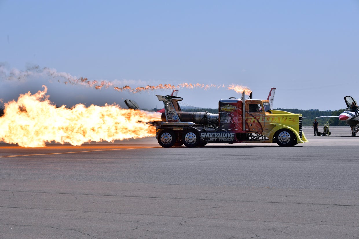 Driver of jet-propelled truck killed in high-speed crash at air show in ...
